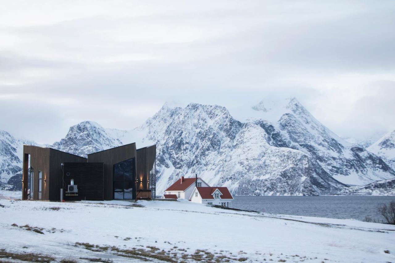 Hotel Lyngen North Rotsund Exterior foto